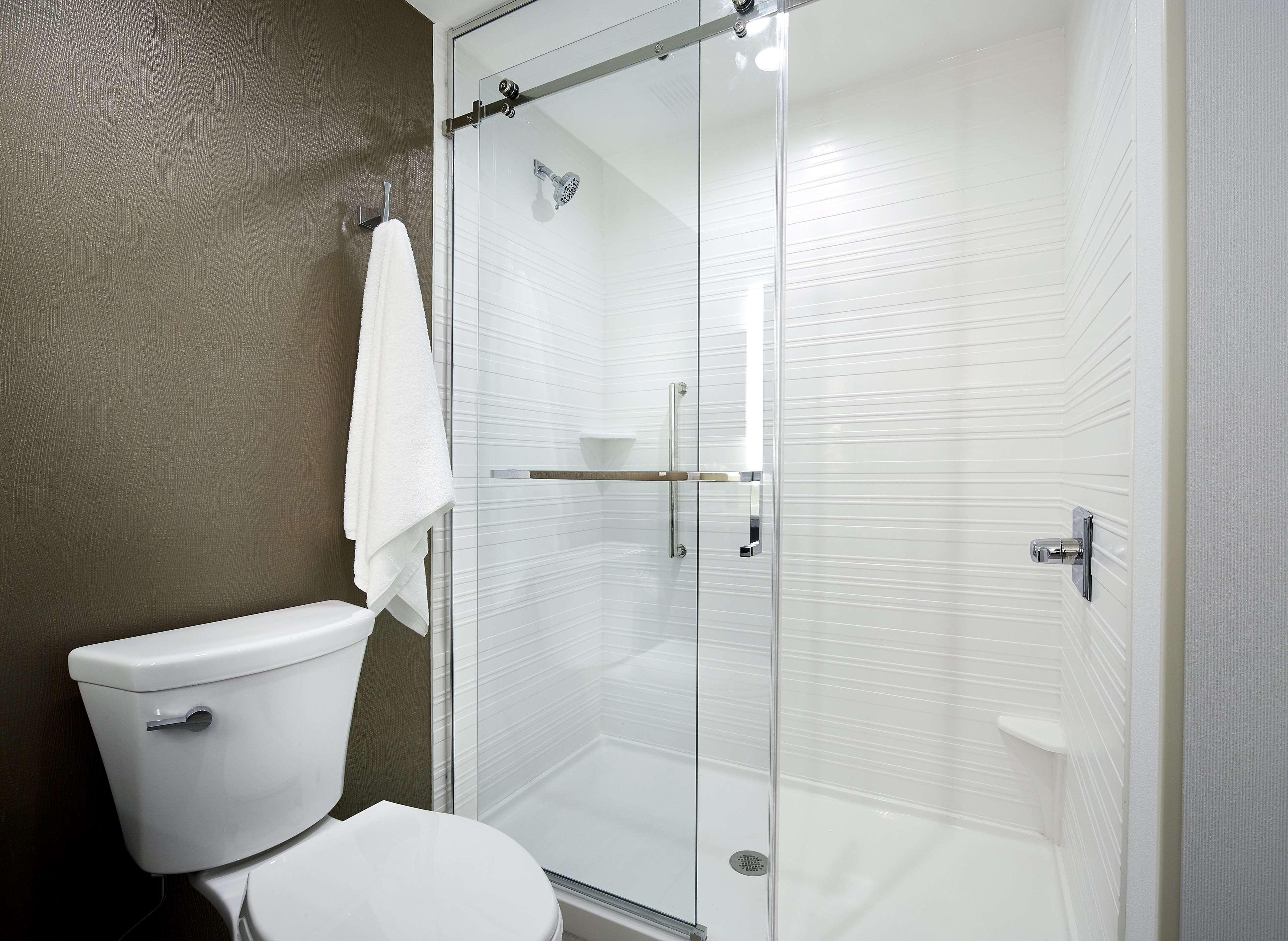 Hilton Garden Inn Roslyn Buitenkant foto