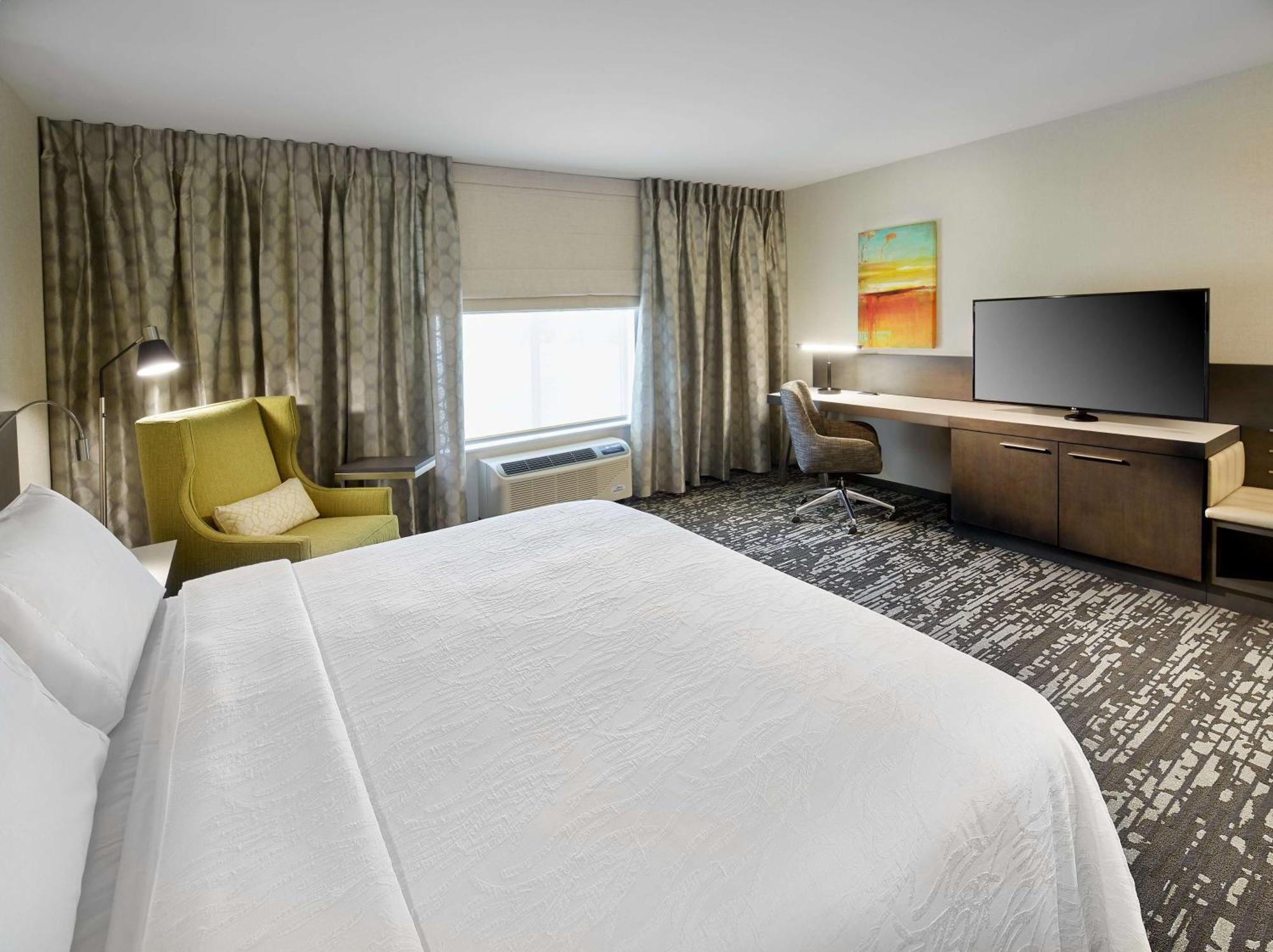 Hilton Garden Inn Roslyn Buitenkant foto