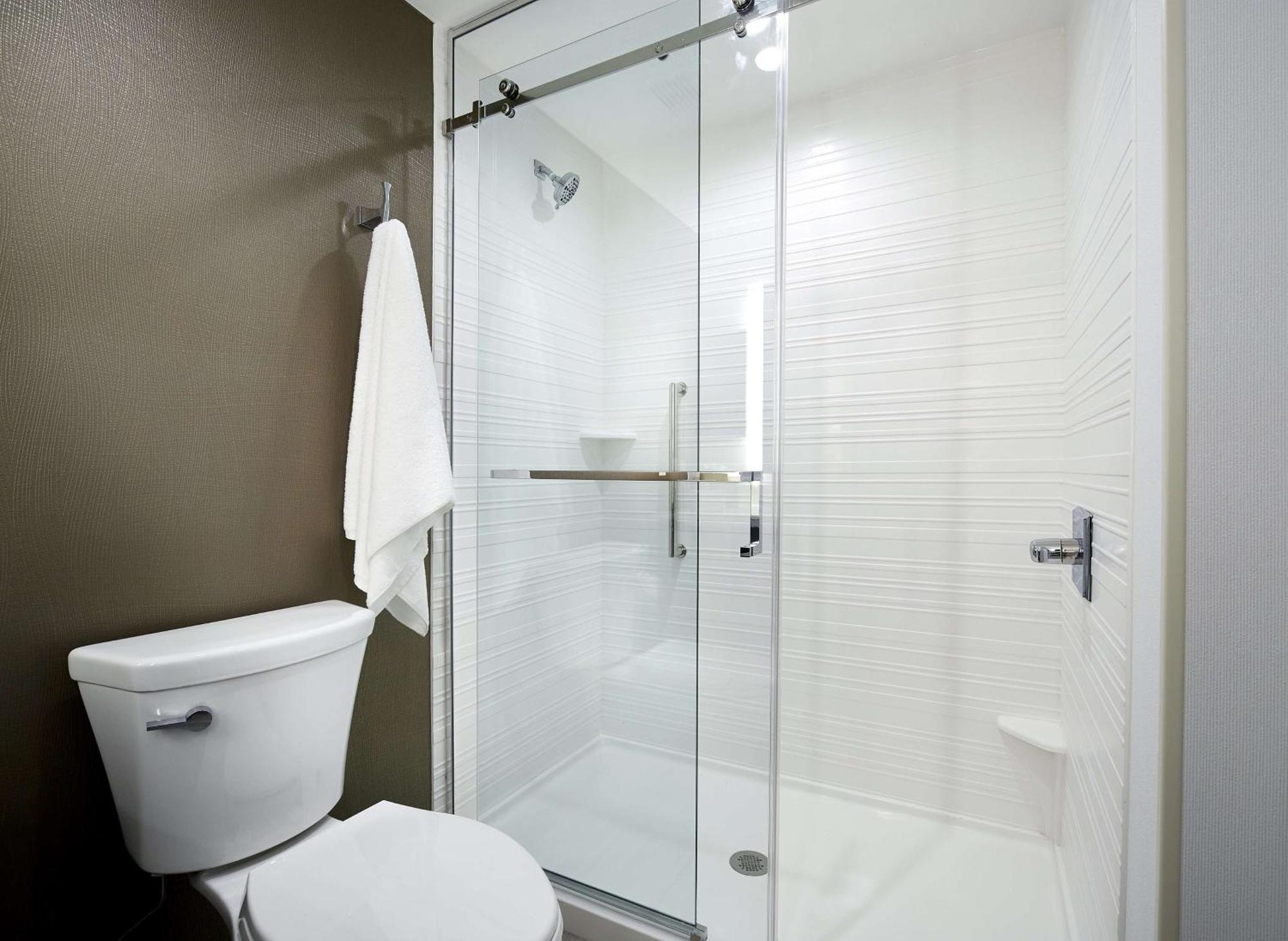 Hilton Garden Inn Roslyn Buitenkant foto