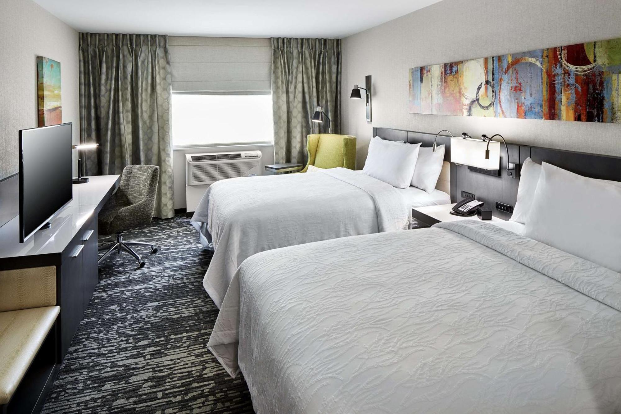 Hilton Garden Inn Roslyn Buitenkant foto