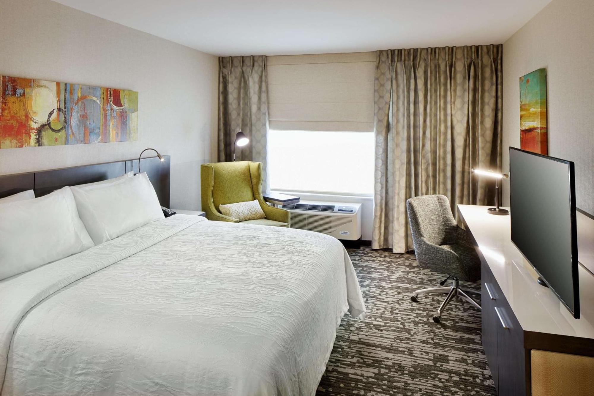 Hilton Garden Inn Roslyn Buitenkant foto