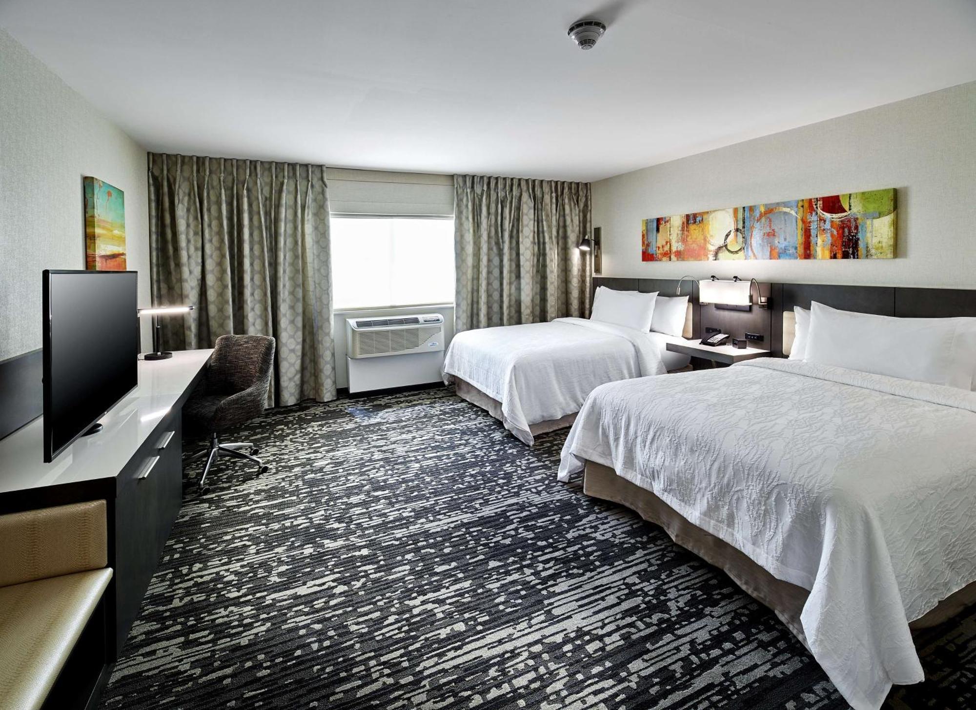 Hilton Garden Inn Roslyn Buitenkant foto